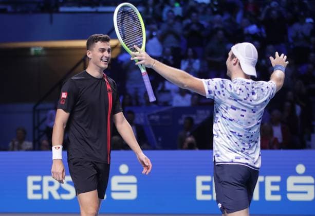 TENNIS - ATP, Tennis Herren Erste Bank Open VIENNA,AUSTRIA,27.OCT.24 - TENNIS - ATP World Tour, Erste Bank Open. Image shows the rejoicing of Alexander Erler and Lucas Miedler (AUT).  GEPAxpictures xWalterxLuger