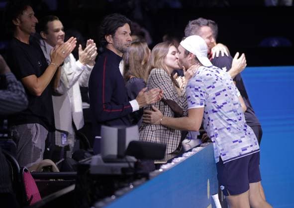 TENNIS - ATP, Tennis Herren Erste Bank Open VIENNA,AUSTRIA,27.OCT.24 - TENNIS - ATP World Tour, Erste Bank Open. Image shows the rejoicing of Lucas Miedler (AUT) and his team.  GEPAxpictures xWalterxLuger