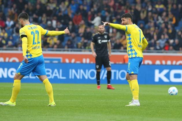 Braunschweig vs Münster, 2 BL Braunschweig, 27 10 2024, FOOTBALL Eintracht Braunschweig vs SC Preußen Münster, 2 BL, Season 2024 25 Fabio Di Michele Sanchez Eintracht Braunschweig , Fabio Kaufmann Eintracht Braunschweig Braunschweig