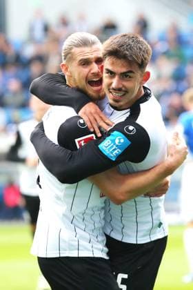27 10 2024, xtvx, Fußball 2 Bundesliga, SV Darmstadt 98 SSV Ulm 1846 emspor, v l Goal scored, Tor zum 1 1 Aaron Keller SSV Ulm 1846 Torjubel, Goal celebration, celebrate the goal, celebrates scoring Dennis Chessa SSV Ulm 1846 Aaron Keller SSV Ulm 1846 DFL DFB REGULATIONS PROHIBIT ANY USE OF PHOTOGRAPHS as IMAGE SEQUENCES and or QUASI VIDEO Darmstadt