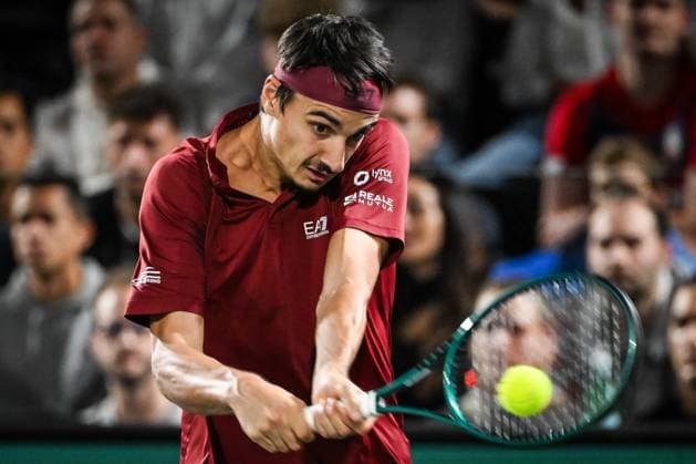 October 27, 2024, Paris, France, France: Lorenzo SONEGO of Italy during the second qualifying day of the Rolex Paris Masters 1000 tennis tournament at Accor Arena on October 27, 2024 in Paris, France. Paris France - ZUMAm308 20241027_zsp_m308_009 Copyright: xMatthieuxMirvillex