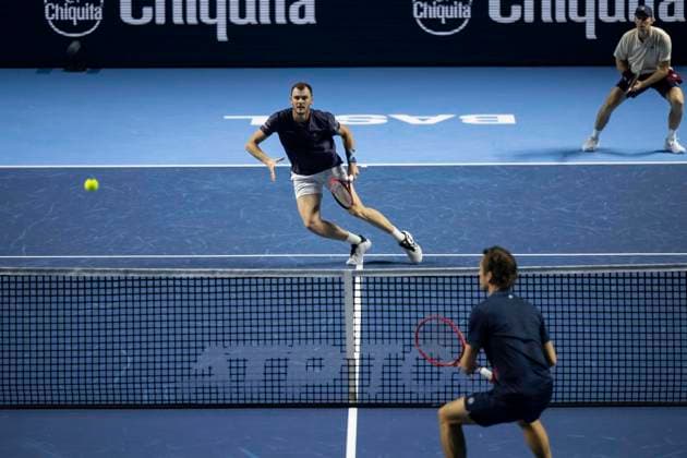 27th October 2024; St. Jakobshalle, Basel, Switzerland; ATP, Tennis Herren 500 Swiss Indoors Basel Tennis, Day 7; Jamie Murray (GBR) with John Peers (AUS) against Wesley Koolhof (NED) and Nikola Metic (CRO) in the final of the doubles final  ActionPlus12709068 DavidxEmm