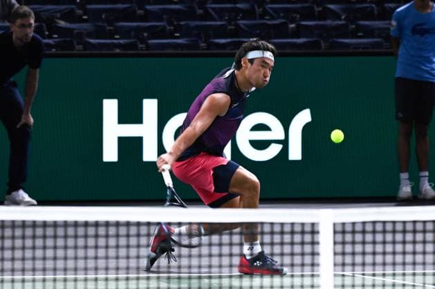 Yunchaokete Bu ( CHN ) during the Rolex Paris Masters at Accor Hotel Arena on October 27, 2024 in Paris, France. ( Photo by Federico Pestellini Panoramic ) TENNIS : Rolex Paris Masters - Paris - 27 10 2024 FedericoPestellini Panoramic 