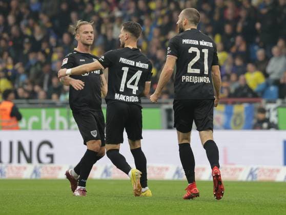 1 1 Jorrit Hendrix Preussen Muenster Jubel Football, Men, Season 2024 2025 2 BL, Eintracht Stadion, Eintracht Braunschweig vs Preussen Muenster DFL REGULATIONS PROHIBIT ANY USE OF PHOTOGRAPHS AS IMAGE SEQUENCES AND OR QUASI VIDEO