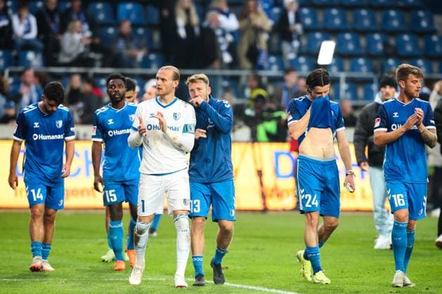 f l Abu Bekir Ömer El Zein 1 FC Magdeburg , Daniel Heber 1 FC Magdeburg,15 , Goalkeeper Dominik Reimann 1 FC Magdeburg,1 , Connor Krempicki 1 FC Magdeburg,13 , Jean Hugonet 1 FC Magdeburg,24 , Marcus Mathisen 1 FC Magdeburg,16 2 Soccer Bundesliga Season 2024 2025 1 FC Magdeburg vs Hannover 96 at the Avnet Arena in Magdeburg Action,Soccer,Man,Men,Germany,27 10 2024