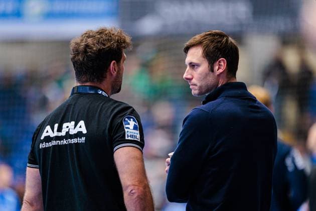 f l Florian Kehrmann TBV Lemgo Lippe, Coach , Uwe Gensheimer Rhein Neckar Loewen, Sporting Director GER, TBV Lemgo Lippe vs Rhein Neckar Loewen, Handball, 1 Bundesliga, Matchday 8, Season 2024 2025, 27 10 2024 GER, TBV Lemgo Lippe vs Rhein Neckar Loewen, Handball, 1 Bundesliga, Matchday 8, Season 2024 2025, 27 10 2024 Lemgo Copyright: xEibner-Pressefoto JanxRollingerx EP_JSK