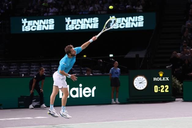 ROLEX PARIS MASTERS TENNIS 2024 Thierry Larret Maxppp. Tennis. Rolex Paris Masters. Accorhotels Arena, Paris (75), le 27 Octobre 2024. Qualifications : Jakub MENSIK (CZE) vs Corentin MOUTET (FRA). Paris (75) ACCORHOTELS ARENA ILE DE FRANCE FRANCE  Copyright: xMAXPPPxThierryxLarretx TL_20241027_2016 0775700504st