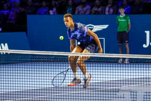 Giovanni Mpetshi Perricard FRA , Tennis, Swiss Indoors ATP World Tour 500 , 2024, Ben Shelton USA vs Giovanni Mpetshi Perricard FRA , 27 10 2024, St Jakobshalle, Basel, Switzerland Basel St Jakobshalle BS Switzerland Copyright: xGrantxHubbsx