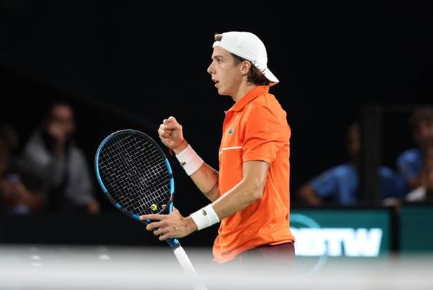 ROLEX PARIS MASTERS TENNIS 2024 Thierry Larret Maxppp. Tennis. Rolex Paris Masters. Accorhotels Arena, Paris (75), le 27 Octobre 2024. Qualifications : Arthur CAZAUX (FRA) vs Fabio FOGNINI (ITA) Paris (75) ACCORHOTELS ARENA ILE DE FRANCE FRANCE  Copyright: xMAXPPPxThierryxLarretx TL_20241027_4005 0775714590st