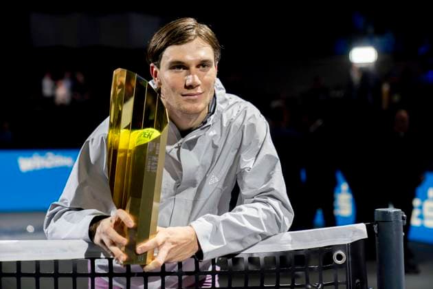JACK DRAPER GBR celebrating his victory of the Erste Bank Open after match against KAREN KHACHANOV at the ATP World Tour, Erste Bank Open at the Wiener Stadthalle Vienna