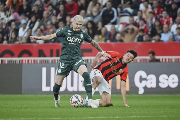 Defender CAIO Henrique (AS Monaco) and Defender LOUCHET Tom (OGC Nice). OGC Nice vs AS Monaco, Ligue 1 Mcdonalds in Allianz Riviera Stadium, NICE, France, on 27 October, 2024. FOOTBALL : L1 J9 - OGC Nice vs AS Monaco - Ligue 1 - 27 10 24 FredDides Panoramic 