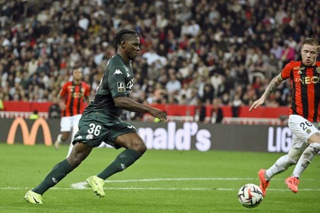 Forward EMBOLO Breel (AS Monaco) mark a goal. OGC Nice vs AS Monaco, Ligue 1 Mcdonalds in Allianz Riviera Stadium, NICE, France, on 27 October, 2024. FOOTBALL : L1 J9 - OGC Nice vs AS Monaco - Ligue 1 - 27 10 24 FredDides Panoramic 