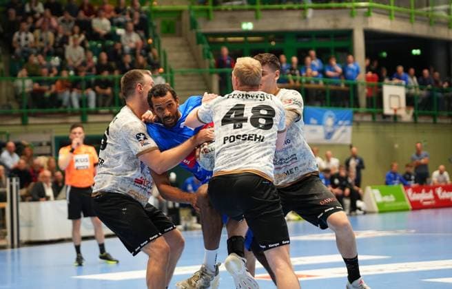 2 Handball Bundesliga, Bergischer HC vs HC Elbflorenz, 27 10 2024 Djibril M Bengue Bergischer HC 11 2 Handball Bundesliga, Bergischer HC vs HC Elbflorenz, 27 10 2024,Uni Halle,Wuppertal,Germany on 27 10 24 Copyright: xBEAUTIFULxSPORTS Henrichsx