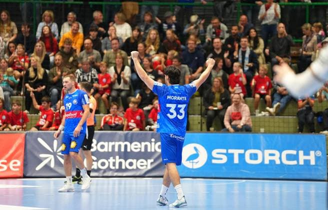 2 Handball Bundesliga, Bergischer HC vs HC Elbflorenz, 27 10 2024 Eloy Morante Maldonado Bergischer HC 33 celebrates 2 Handball Bundesliga, Bergischer HC vs HC Elbflorenz, 27 10 2024,Uni Halle,Wuppertal,Germany on 27 10 24 Copyright: xBEAUTIFULxSPORTS Henrichsx