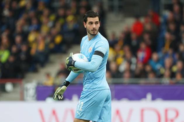Braunschweig vs Münster, 2 BL Braunschweig, 27 10 2024, FOOTBALL Eintracht Braunschweig vs SC Preußen Münster, 2 BL, Season 2024 25 Goalkeeper Marko Johansson Eintracht Braunschweig Braunschweig