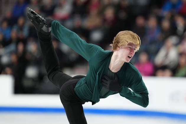 October 27, 2024, Halifax, Ns, Canada: Stephen Gogolev of Canada competes in the men s free program at the Skate Canada International Figure skating, Eiskunstlauf competition in Halifax on Sunday, October 27, 2024. Stephen Gogolev  - ZUMAc35_ 20241027_zaf_c35_017 Copyright: xDarrenxCalabresex