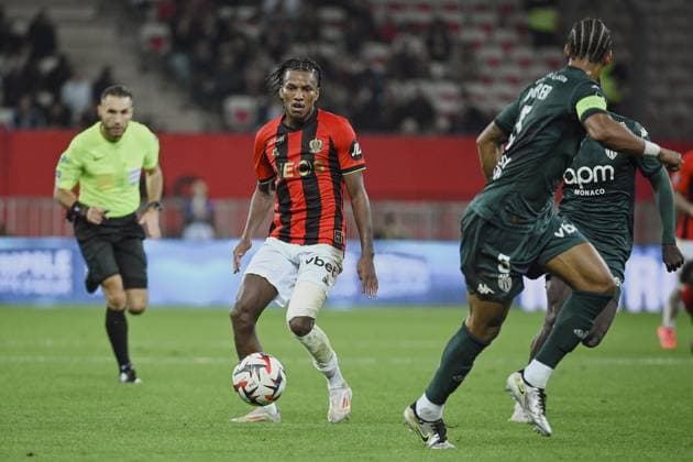 Midfielder BOUDAOUI Hicham (OGC Nice). OGC Nice vs AS Monaco, Ligue 1 Mcdonalds in Allianz Riviera Stadium, NICE, France, on 27 October, 2024. FOOTBALL : L1 J9 - OGC Nice vs AS Monaco - Ligue 1 - 27 10 24 FredDides Panoramic 