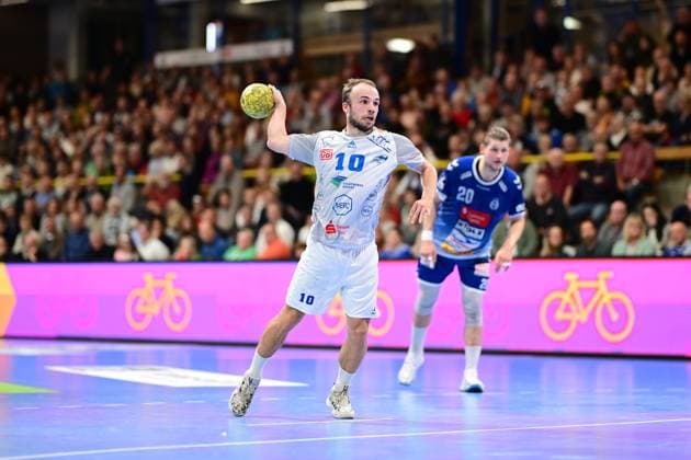 Handball I Men I Season 2024 2025 I 2 HBL I 9 Matchday I VfL Lübeck Schwartau Dessau Rosslauer HV 06 I 27 10 2024 Vincent Bülow 10, Dessau Roßlauer HV 06 Hansestadt Lübeck Hansehalle Schleswig Holstein Germany Copyright: xLobeca FelixxSchlikisx