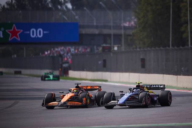 81 PIASTRI Oscar (aus), McLaren F1 Team MCL38, 43 COLAPINTO Franco (arg), Williams Racing FW46, action during the Formula 1 Gran Premio de la Ciudad de Mexico 2024, 20th round of the 2024 Formula One World Championship, WM, Weltmeisterschaft from October 25 to 27, 2024 on the Autodromo Hermanos Rodriguez, in Mexico City, Mexico - F1 - MEXICO CITY GRAND PRIX 2024 DPPI Panoramic 241027_R20_MESSICO_EA024169