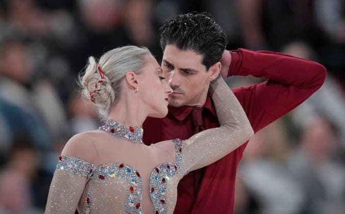 Piper Gilles and Paul Poirier of Canada skate during the ice dance free skating program at the ISU Figure skating, Eiskunstlauf Skate Canada competition on October 27, 2024 in Halifax, Canada. They won the competition. Noxthirdxpartyxsales  (271369735)
