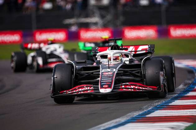 20 MAGNUSSEN Kevin (den), Haas F1 Team VF-24 Ferrari, action during the Formula 1 Gran Premio de la Ciudad de Mexico 2024, 20th round of the 2024 Formula One World Championship, WM, Weltmeisterschaft from October 25 to 27, 2024 on the Autodromo Hermanos Rodriguez, in Mexico City, Mexico - F1 - MEXICO CITY GRAND PRIX 2024 DPPI Panoramic  241027_R20_MESSICO_EA025382