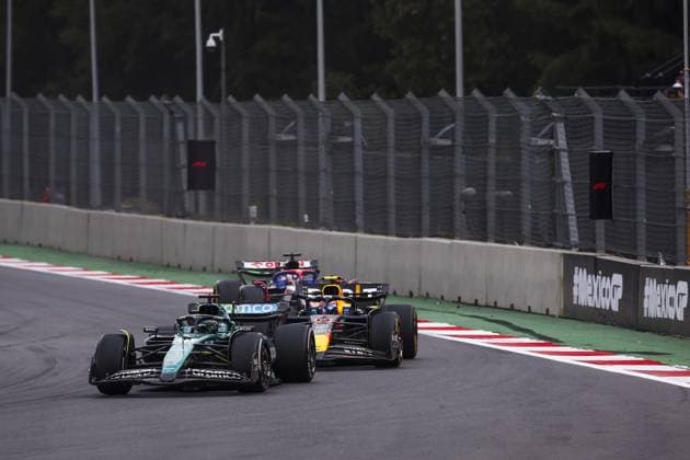 18 STROLL Lance (can), Aston Martin F1 Team AMR24, action during the Formula 1 Gran Premio de la Ciudad de Mexico 2024, 20th round of the 2024 Formula One World Championship, WM, Weltmeisterschaft from October 25 to 27, 2024 on the Autodromo Hermanos Rodriguez, in Mexico City, Mexico - F1 - MEXICO CITY GRAND PRIX 2024 DPPI Panoramic  241027_R20_MESSICO_EA025772.JPG