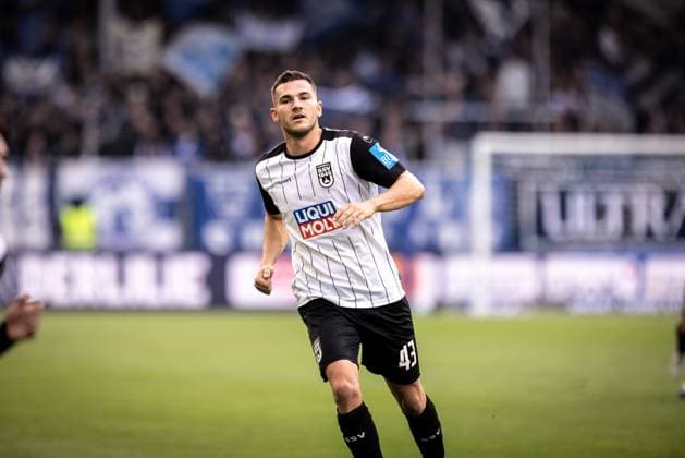 Soccer Men 2 Bundesliga 10 Matchday Season 2024 2025 SV Darmstadt 98 SSV Ulm 1846 Soccer 1 1 27 10 2024 43 Romario Rösch SSV Ulm DFL regulations prohibit any use of photographs as image sequences and or quasi video Darmstadt Merck Stadion am Böllenfalltor Germany