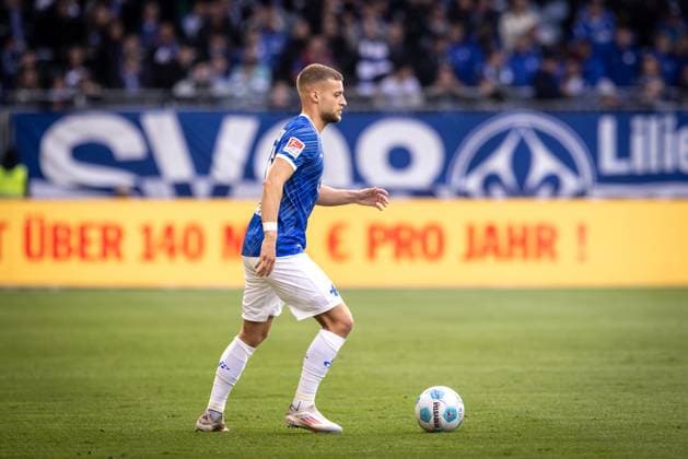 Soccer Men 2 Bundesliga 10 Matchday Season 2024 2025 SV Darmstadt 98 SSV Ulm 1846 Football 1 1 27 10 2024 15 Fabian Nürnberger SV Darmstadt DFL regulations prohibit any use of photographs as image sequences and or quasi video Darmstadt Merck Stadion am Böllenfalltor Germany