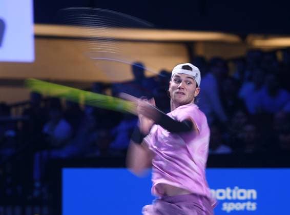 (241028) -- VIENNA, Oct. 28, 2024 -- Jack Draper of Britain hits a return during the men s singles final against Karen Khachanov of Russia at Erste Bank Tennis Open in Vienna, Austria, Oct. 27, 2024. ) (SP)AUSTRIA-VIENNA-TENNIS-ERSTE BANK OPEN-FINAL HexCanling 