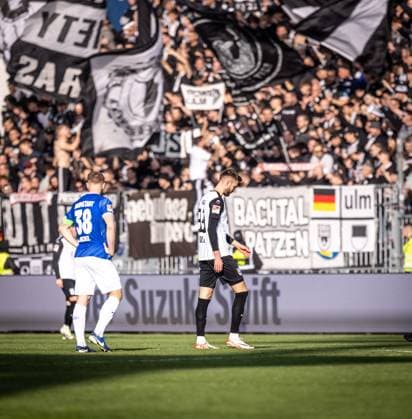 Soccer Men 2 Bundesliga 10 Matchday Season 2024 2025 SV Darmstadt 98 SSV Ulm 1846 Soccer 1 1 27 10 2024 33 Felix Higl SSV Ulm DFL regulations prohibit any use of photographs as image sequences and or quasi video Darmstadt Merck Stadion am Böllenfalltor Germany