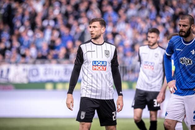 Soccer Men 2 Bundesliga 10 Matchday Season 2024 2025 SV Darmstadt 98 SSV Ulm 1846 Soccer 1 1 27 10 2024 26 Philipp Maier SSV Ulm DFL regulations prohibit any use of photographs as image sequences and or quasi video Darmstadt Merck Stadion am Böllenfalltor Germany