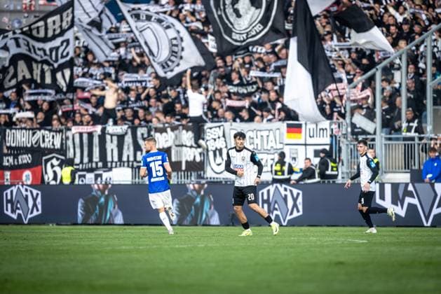 Soccer Men 2 Bundesliga 10 Matchday Season 2024 2025 SV Darmstadt 98 SSV Ulm 1846 Soccer 1 1 27 10 2024 20 Laurin Ulrich SSV Ulm DFL regulations prohibit any use of photographs as image sequences and or quasi video Darmstadt Merck Stadion am Böllenfalltor Germany