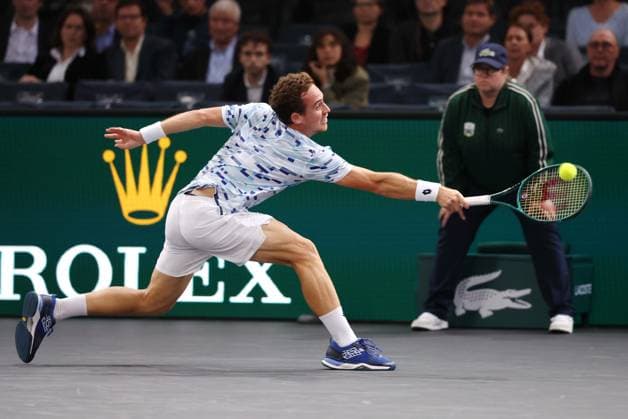 ROLEX PARIS MASTERS TENNIS 2024 Thierry Larret Maxppp. Tennis. Rolex Paris Masters. Accorhotels Arena, Paris (75), le 28 Octobre 2024. Stefanos TSITSIPAS (GRE) vs Roberto CARBALLES BAENA (ESP) Paris (75) ACCORHOTELS ARENA ILE DE FRANCE FRANCE  Copyright: xMAXPPPxThierryxLarretx TL_20241028_2029 0776166290st
