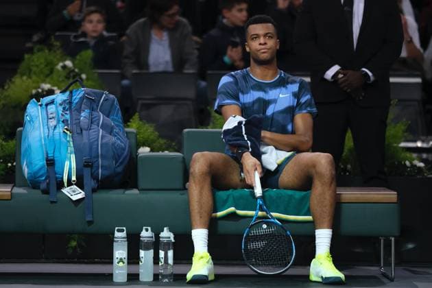 October 29, 2024, Paris, France: GIOVANI PERRICARD (FRA) returns the ball to FRANCES TIAFOE (USA) during the day two of Rolex Paris Masters 1000 tournament at Paris Accor Arena Stadium in Paris France Paris France - ZUMAp119 20241029_zaf_p119_036 Copyright: xPierrexSteveninx