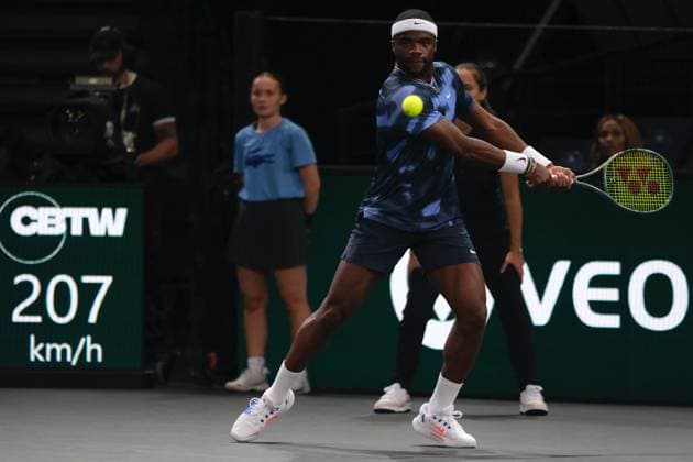 October 29, 2024, Paris, France: FRANCES TIAFOE (USA) returns the ball to GIOVANI PERRICARD (FRA) during the day two of Rolex Paris Masters 1000 tournament at Paris Accor Arena Stadium in Paris France Paris France - ZUMAp119 20241029_zaf_p119_041 Copyright: xPierrexSteveninx