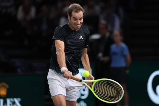 ROLEX PARIS MASTERS TENNIS 2024 Thierry Larret Maxppp. Tennis. Rolex Paris Masters. Accorhotels Arena, Paris (75), le 29 Octobre 2024. Zizou BERG (BEL) vs Richard GASQUET (FRA) Paris (75) ACCORHOTELS ARENA ILE DE FRANCE FRANCE  Copyright: xMAXPPPxThierryxLarretx TL_20241029_3012 0776508131st