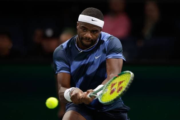 Paris, 29 10 2024 Tennis Rolex Paris Masters 2024, Frances Tiafoe USA Giovanni Mpetshi Perricard FRA v l , Frances Tiafoe USA plays a backhand Copyright: AntonioxBorga