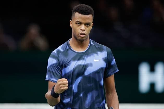 Paris, 29 10 2024 Tennis Rolex Paris Masters 2024, Frances Tiafoe USA Giovanni Mpetshi Perricard FRA v l ,Giovanni Mpetshi Perricard FRA cheers Copyright: AntonioxBorga