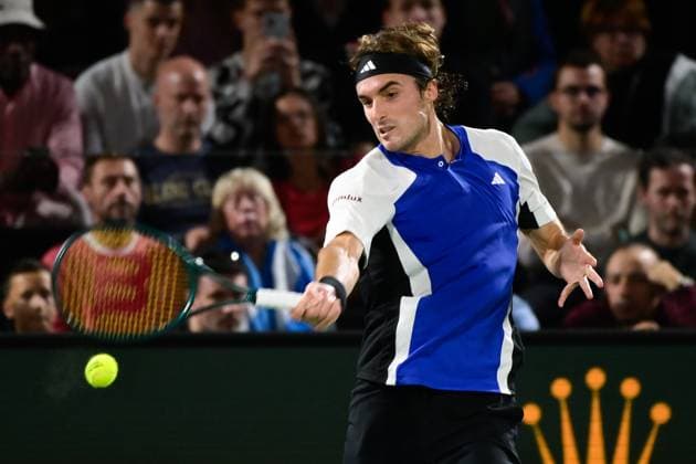 Stefanos Tsitsipas ( Grece ) during the Rolex Paris Masters at Accor Hotel Arena on October 29, 2024 in Paris, France. (Photo by Federico Pestellini Panoramic ) TENNIS : Rolex Paris Masters - Paris - 29 10 2024 FedericoPestellini Panoramic 