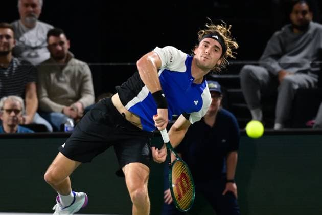Stefanos Tsitsipas ( Grece ) during the Rolex Paris Masters at Accor Hotel Arena on October 29, 2024 in Paris, France. (Photo by Federico Pestellini Panoramic ) TENNIS : Rolex Paris Masters - Paris - 29 10 2024 FedericoPestellini Panoramic 