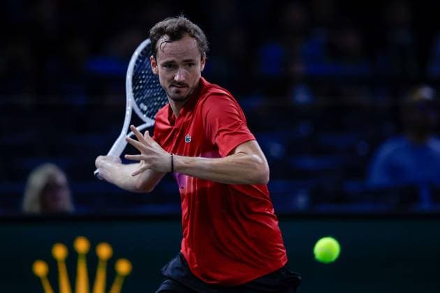 Paris, 30 10 2024 Tennis Rolex Paris Masters 2024, Alexei Popyrin Daniil Medvedev v l , Daniil Medvedev plays a forehand Copyright: AntonioxBorga