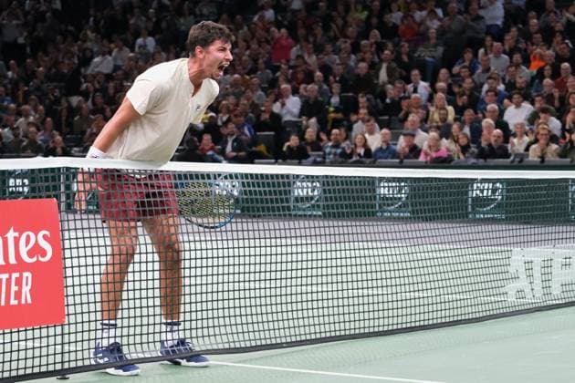 October 30, 2024, Paris, France: ALEXEI POPYRIN (AUS) screams over the net towards D. MEDVEDEV (RUS) during the day three of Rolex Paris Masters 1000 tournament at Paris Accor Arena Stadium in Paris France. Popyrin won 6:4 2:6 7:6 Paris France - ZUMAp119 20241030_zaf_p119_025 Copyright: xPierrexSteveninx