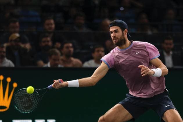 October 30, 2024, Paris, France: KAREN KHACHANOV (RUS) returns the ball to GIOVANI PERRICARD (FRA) during the day three of Rolex Paris Masters 1000 tournament at Paris Accor Arena Stadium in Paris France Paris France - ZUMAp119 20241030_zaf_p119_060 Copyright: xPierrexSteveninx