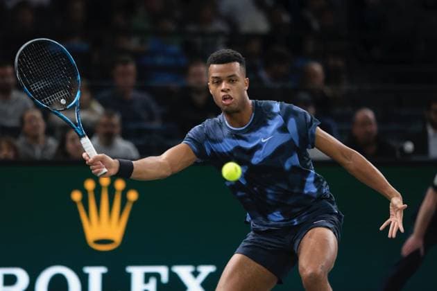 October 30, 2024, Paris, France: GIOVANI PERRICARD (FRA) returns the ball to KAREN KHACHANOV (RUS) during the day three of Rolex Paris Masters 1000 tournament at Paris Accor Arena Stadium in Paris France Paris France - ZUMAp119 20241030_zaf_p119_074 Copyright: xPierrexSteveninx