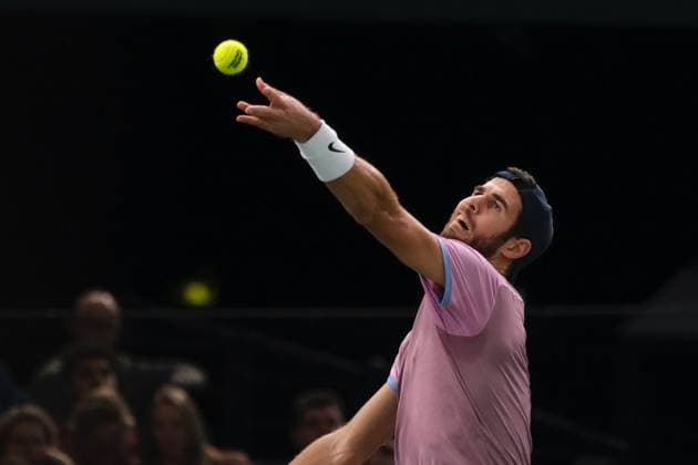 October 30, 2024, Paris, France: KAREN KHACHANOV (RUS) returns the ball to GIOVANI PERRICARD (FRA) during the day three of Rolex Paris Masters 1000 tournament at Paris Accor Arena Stadium in Paris France Paris France - ZUMAp119 20241030_zaf_p119_078 Copyright: xPierrexSteveninx