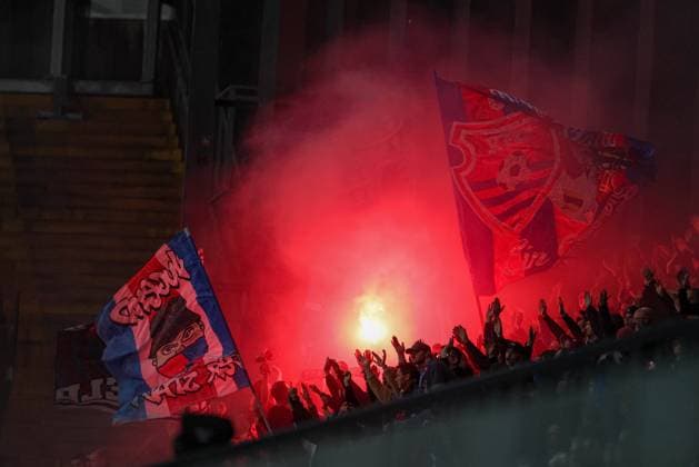 Krefeld, Germany, 28 10 24 Fans of KFC Uerdingen set off pyrotechnics in the fan block during the Regionalliga West match between KFC Uerdingen Fortuna Düsseldorf II at the Grotenburg on October 28, 2024 in Krefeld, Germany Krefeld Grotenburg Germany Copyright: xStefanxBrauer Brauer-Fotoagenturx