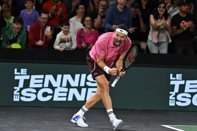 Rolex Paris Masters - 2nd Round Grigor Dimitrov (BUL) during his second round at the 2024 Rolex Paris Masters at the Accor Arena in Paris, France, on October 30, 2024. Photo by Corinne Dubreuil ABACAPRESS.COM Paris France  Copyright: xDubreuilxCorinne ABACAx