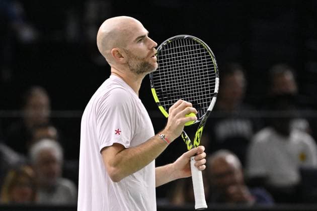 Tennis : Rolex Paris Masters 2024 - Adrian Mannarino - France Tennis : Rolex Paris Masters 2024 - Paris - 30 10 2024 ChrysleneCaillaud Panoramic 