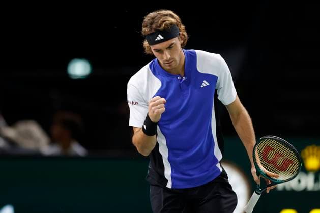 October 31, 2024, Paris, Paris, France: Stefanos TSITSIPAS (GRE),in action during the Rolex masters Paris match between Stefanos TSITSIPAS (GRE), and Francisco CERUNDOLO (ARG) at Accor hotel arena on October 31 2024. Paris France - ZUMAb253 20241031_zsp_b253_020 Copyright: xLoicxBaratouxx