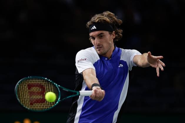 ROLEX PARIS MASTERS TENNIS 2024 Paris, 31 10 2024 Tennis Rolex Paris Masters 2024, Stefanos Tsitsipas Francisco Cerundolo z v l , Stefanos Tsitsipas plays a forehand Copyright: AntonioxBorga